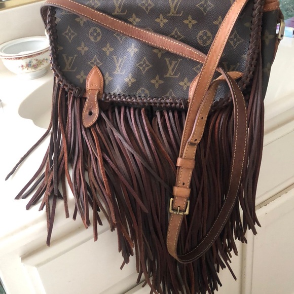 Vintage Boho Fringe Authentic Louis Vuitton Purse - Picture 7 of 15
